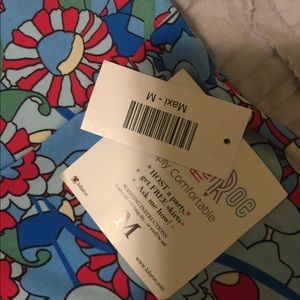 NWT LulaRoe Maxi size Medium